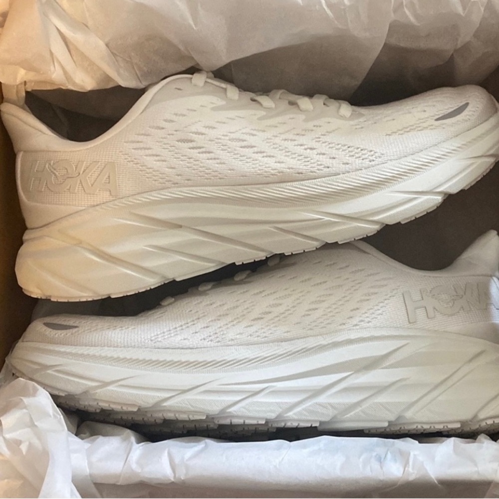 Hoka Clifton 8 womens size 7 white - sold out on Hoka site